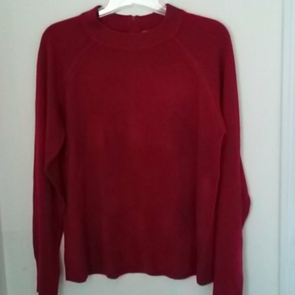 Karen Scott Luxsoft zipback sweater